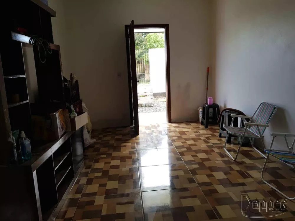 Casa à venda com 3 quartos, 264m² - Foto 2