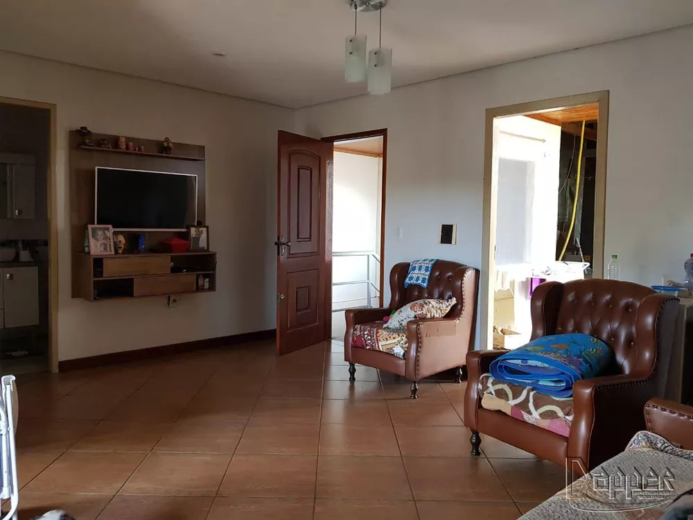 Casa à venda com 3 quartos, 264m² - Foto 4