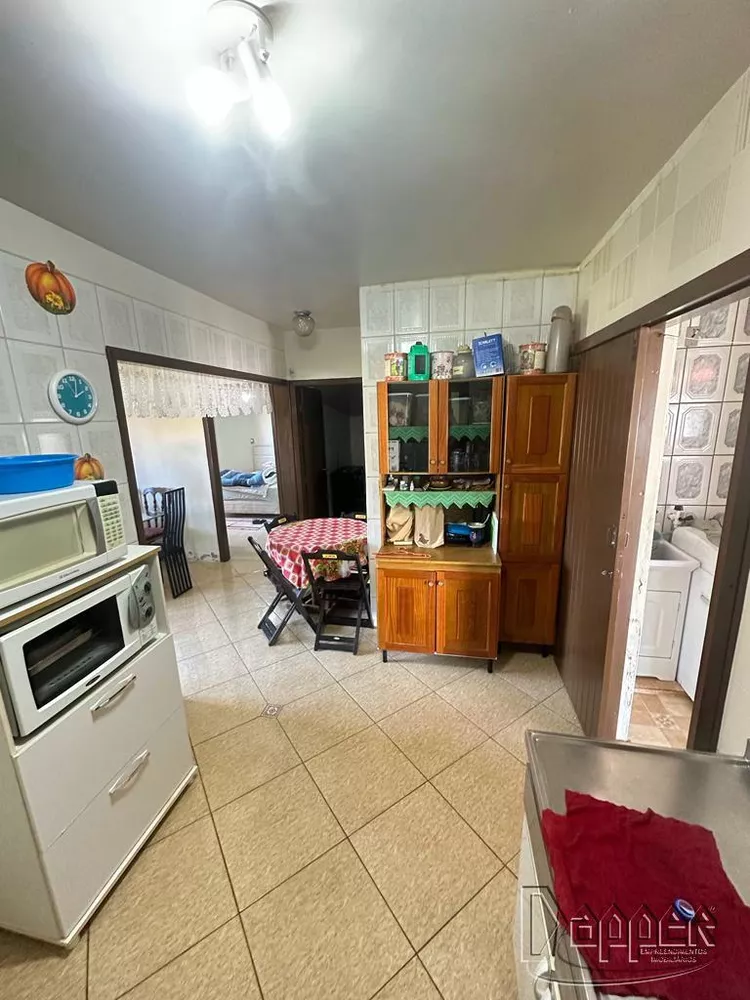 Casa à venda com 3 quartos, 160m² - Foto 4