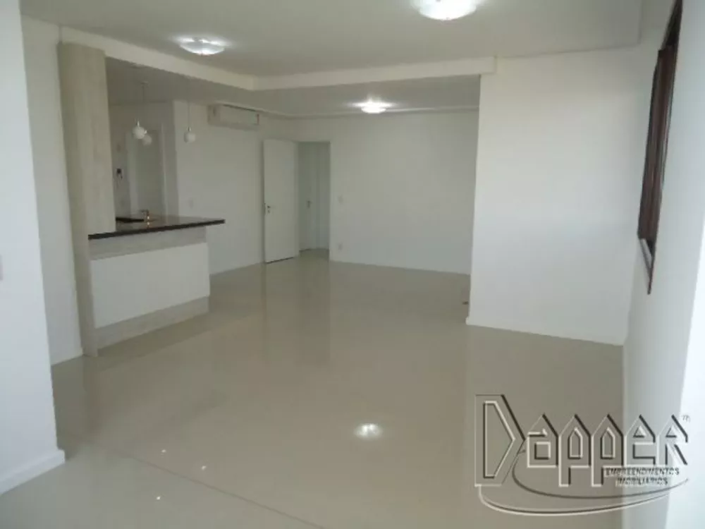 Apartamento para alugar com 3 quartos, 140m² - Foto 4