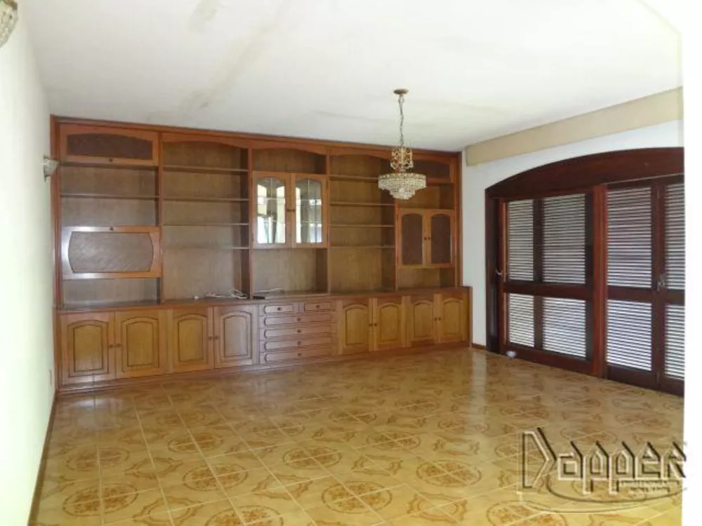 Casa à venda com 3 quartos, 21m² - Foto 2