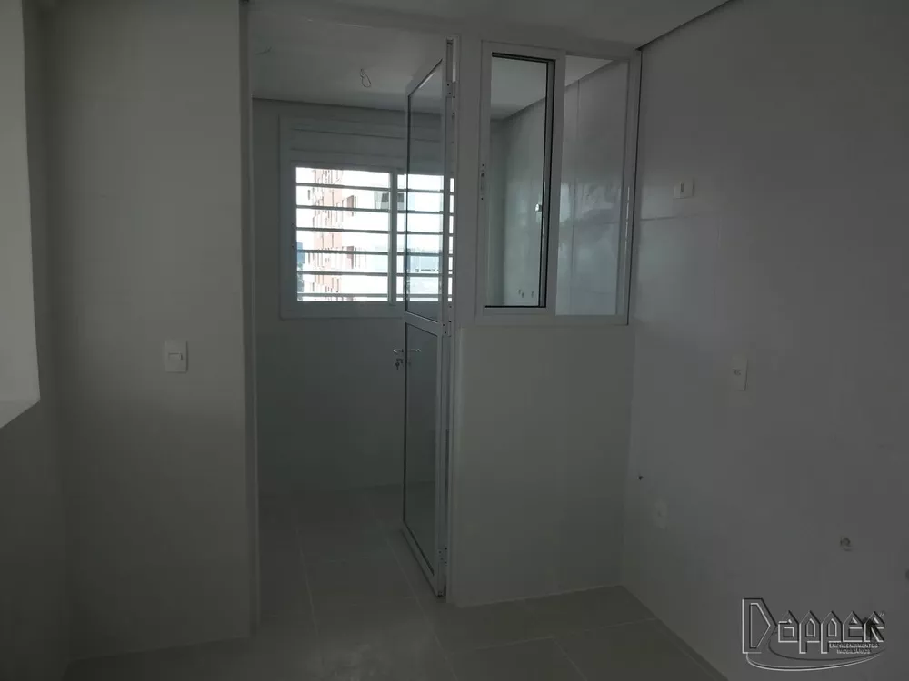 Apartamento à venda com 3 quartos, 106m² - Foto 4