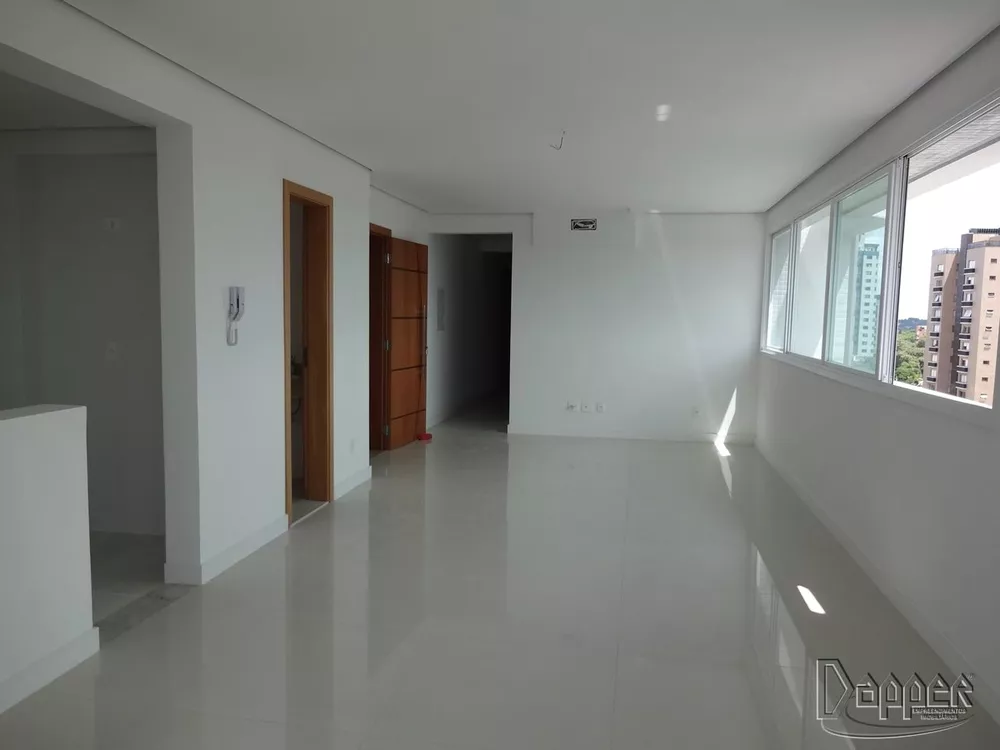 Apartamento à venda com 3 quartos, 106m² - Foto 3