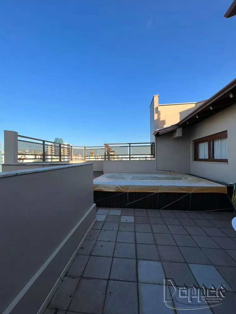 Apartamento à venda com 3 quartos, 229m² - Foto 10