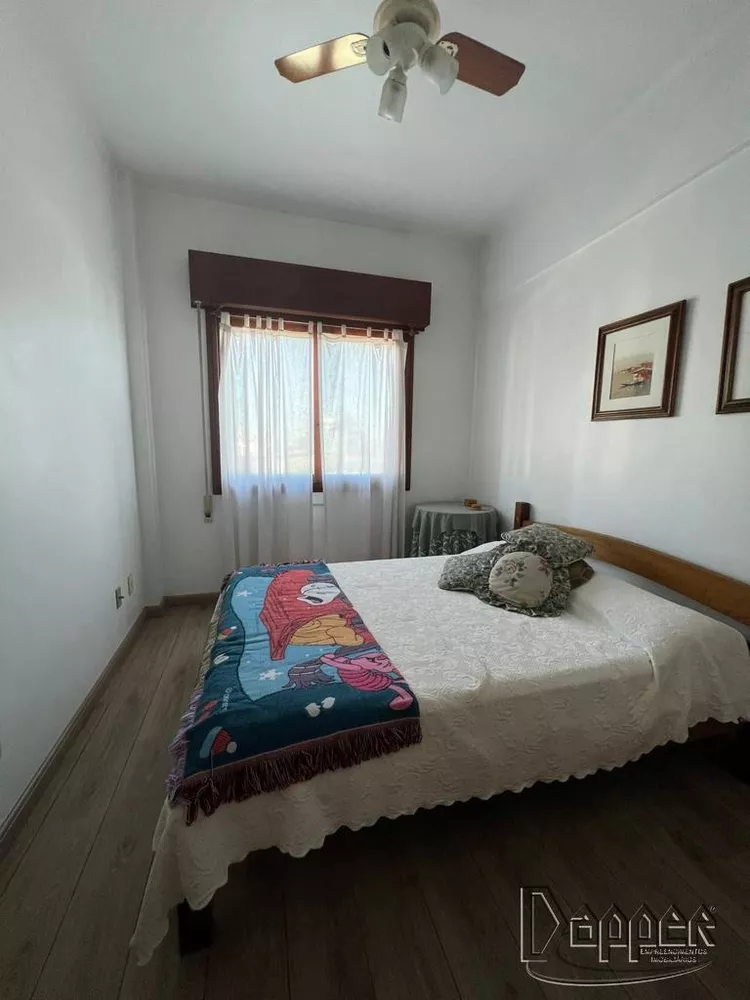 Apartamento à venda com 3 quartos, 229m² - Foto 4