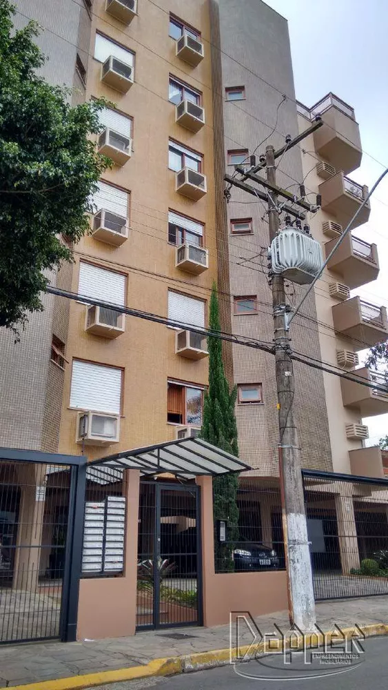 Apartamento à venda com 3 quartos, 229m² - Foto 2