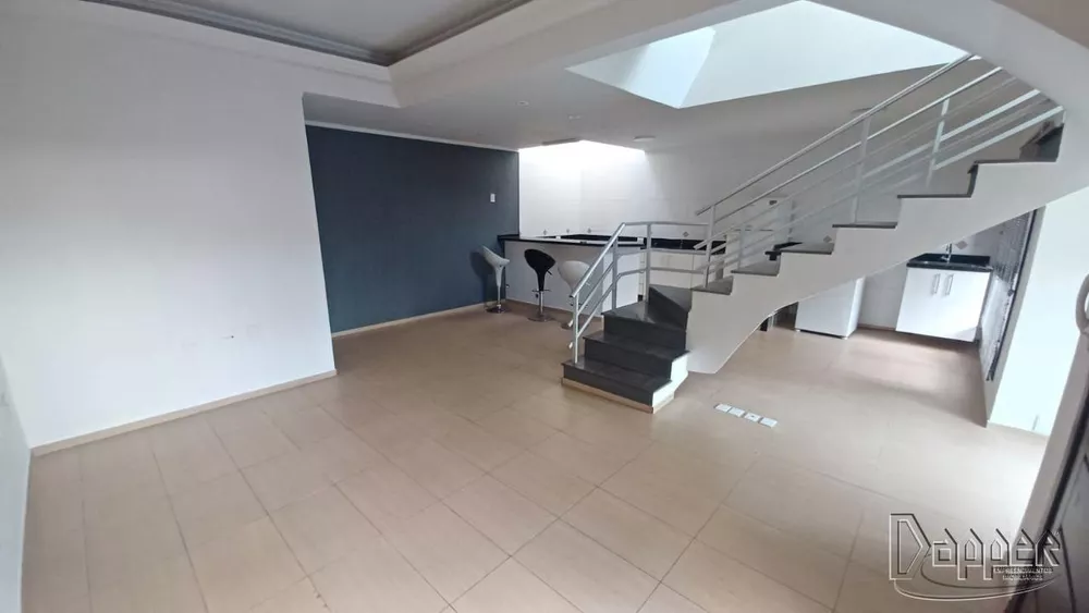 Apartamento à venda com 3 quartos, 146m² - Foto 2