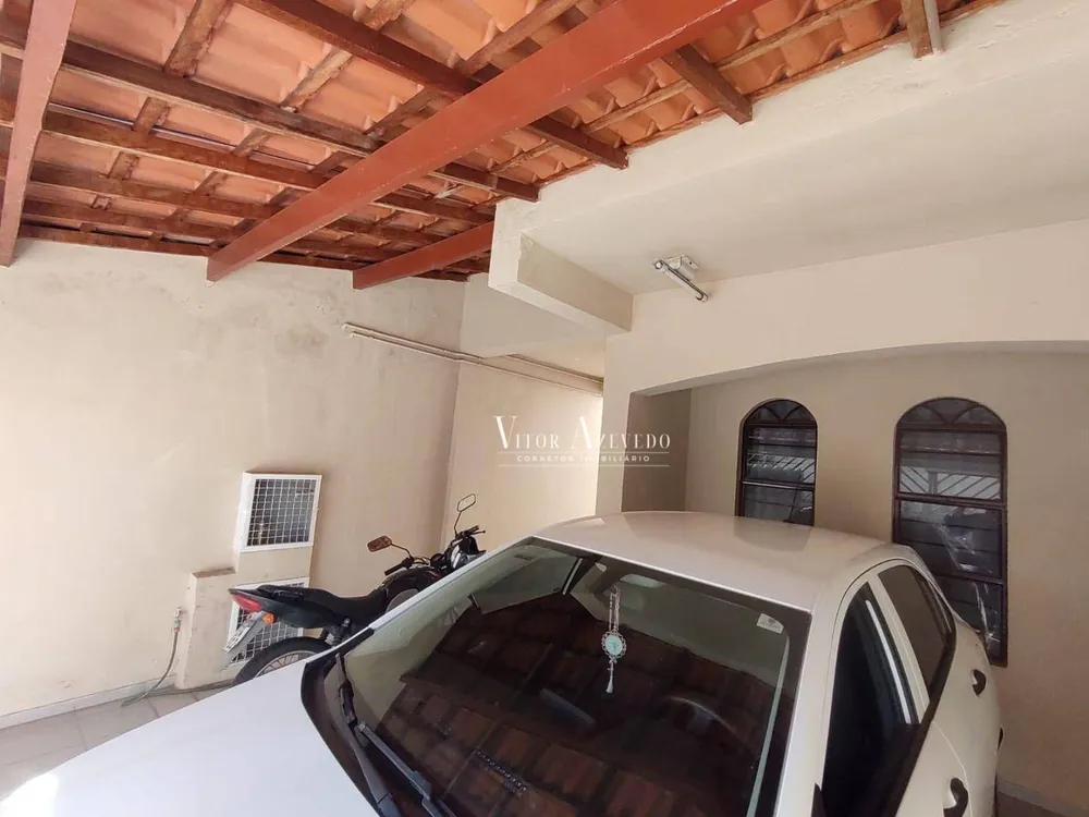 Casa, 3 quartos, 221 m² - Foto 2