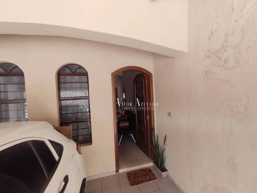 Casa, 3 quartos, 221 m² - Foto 3