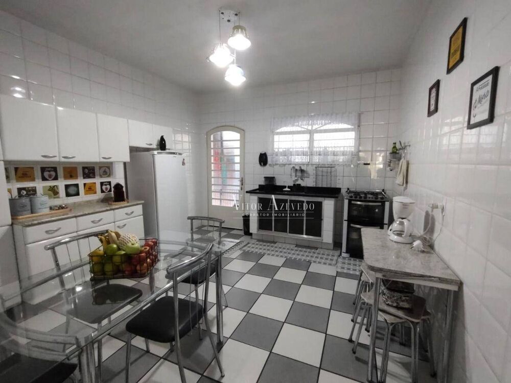 Casa à venda com 3 quartos, 137m² - Foto 17