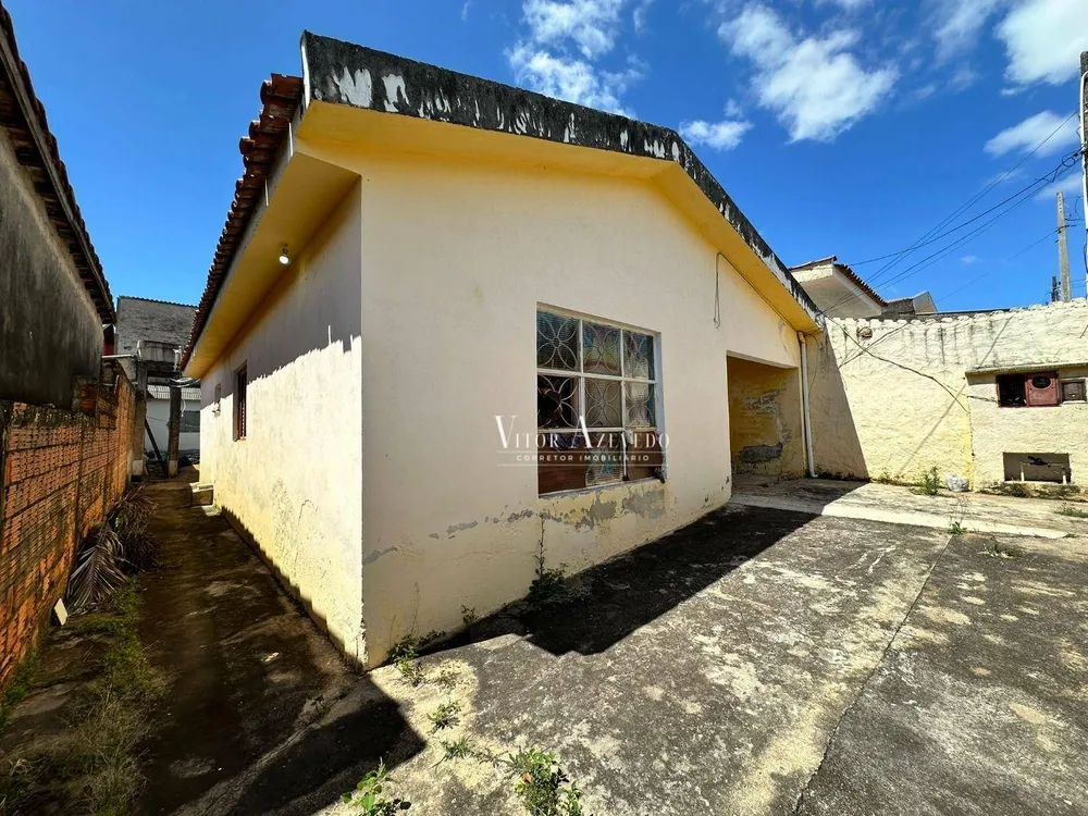 Casa, 3 quartos, 200 m² - Foto 1