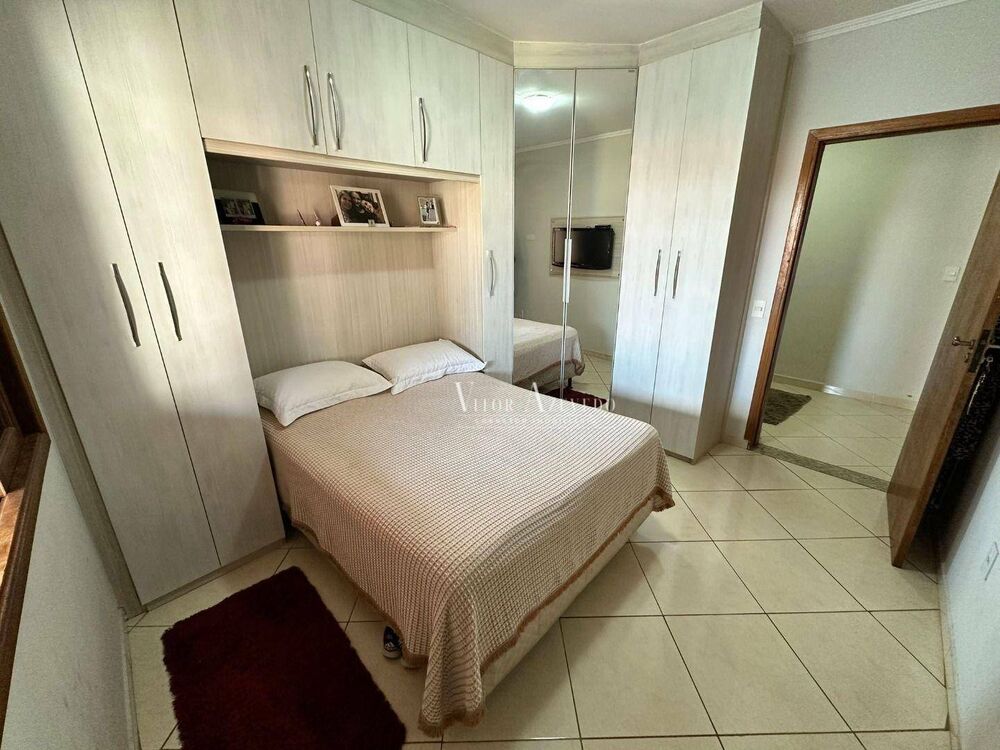 Casa, 4 quartos, 200 m² - Foto 18