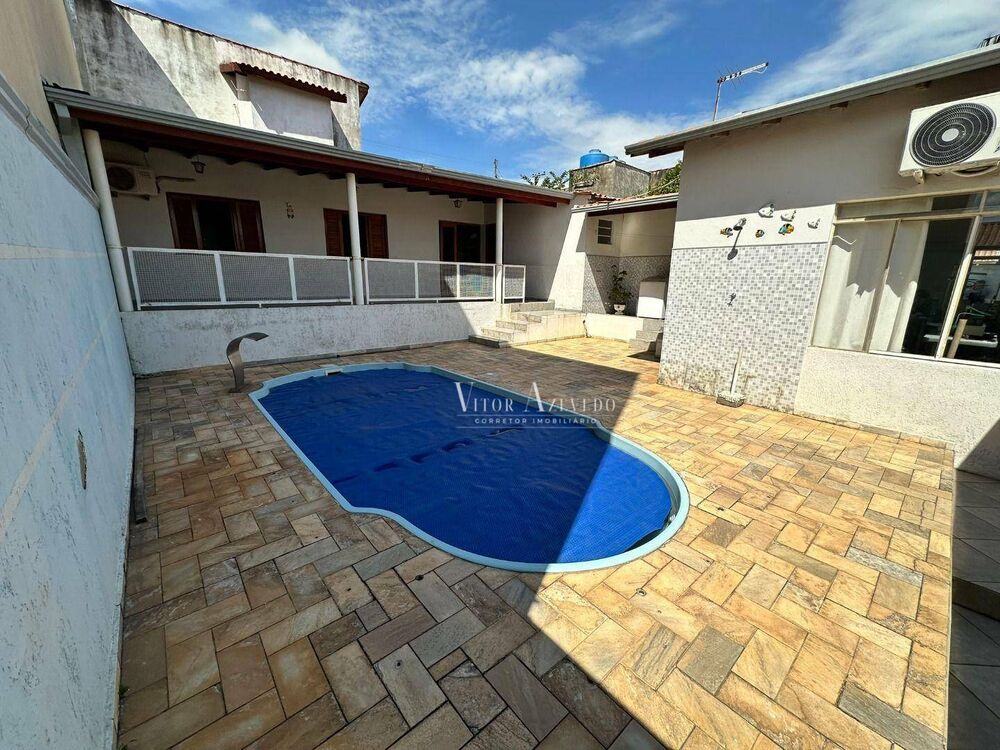 Casa, 4 quartos, 200 m² - Foto 2