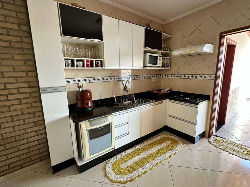 Casa, 4 quartos, 200 m² - Foto 12