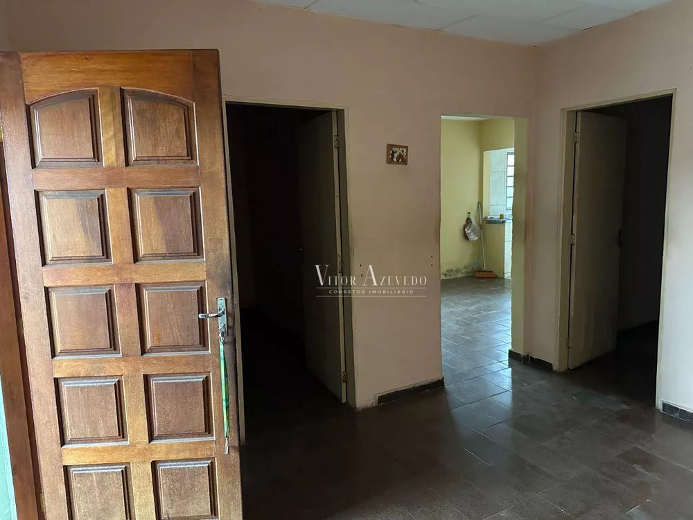 Casa à venda com 2 quartos, 130m² - Foto 4