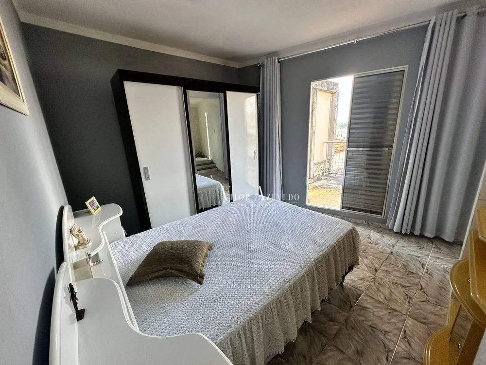 Casa, 4 quartos, 230 m² - Foto 3