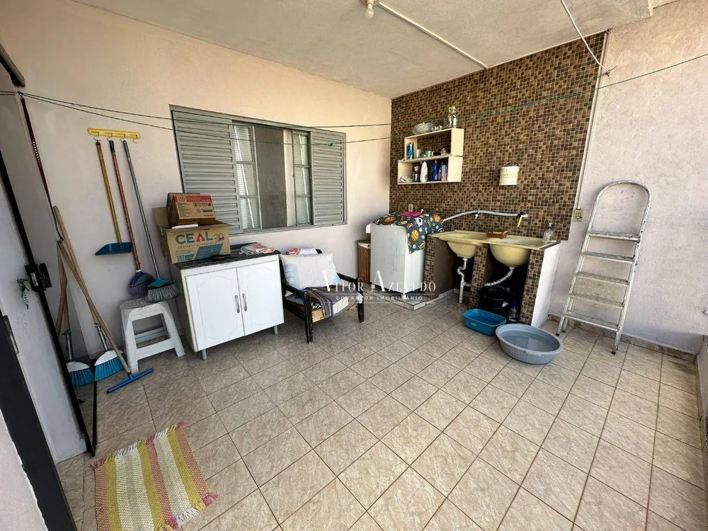 Casa, 4 quartos, 230 m² - Foto 9