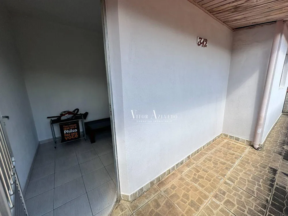 Casa, 4 quartos, 230 m² - Foto 2