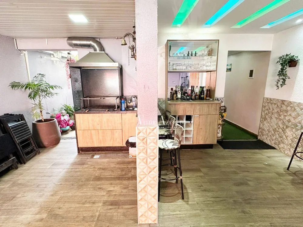 Casa, 3 quartos, 212 m² - Foto 9
