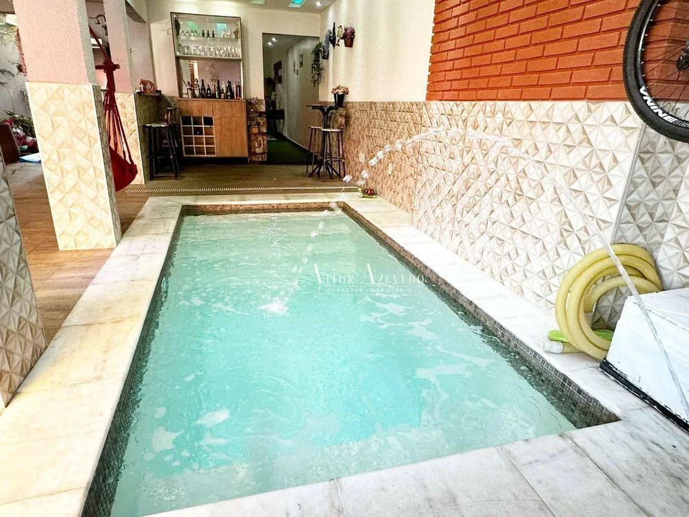 Casa, 3 quartos, 212 m² - Foto 2