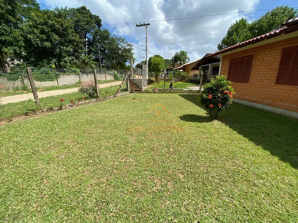 Chácara, 3 quartos, 900 m² - Foto 1