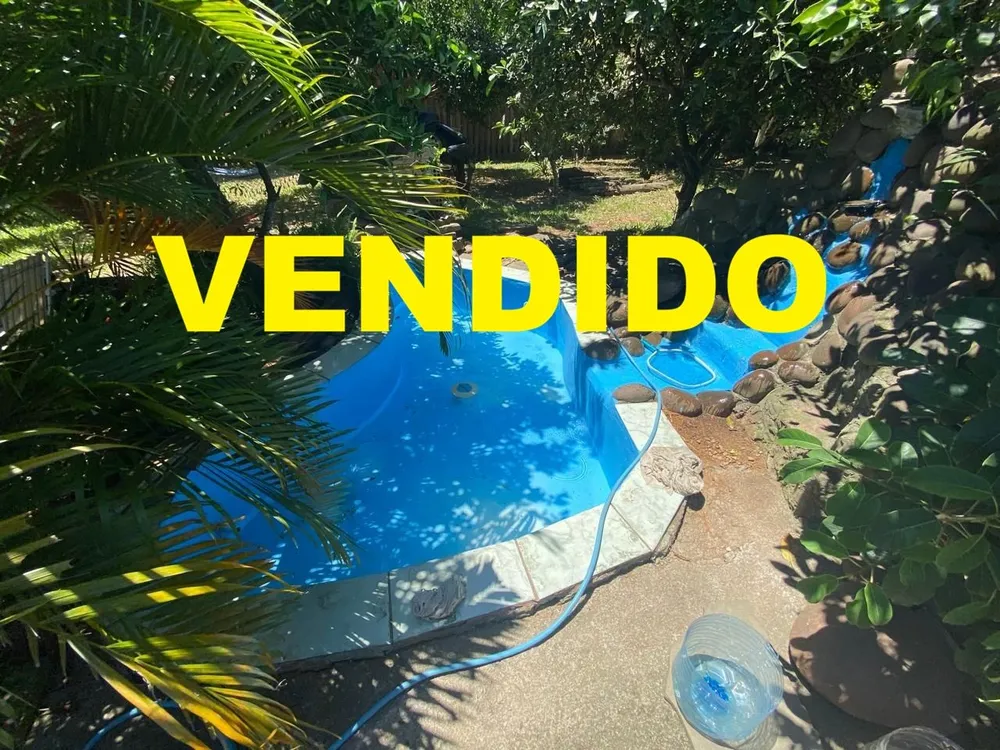 Sítio, 3 quartos, 1409 m² - Foto 1