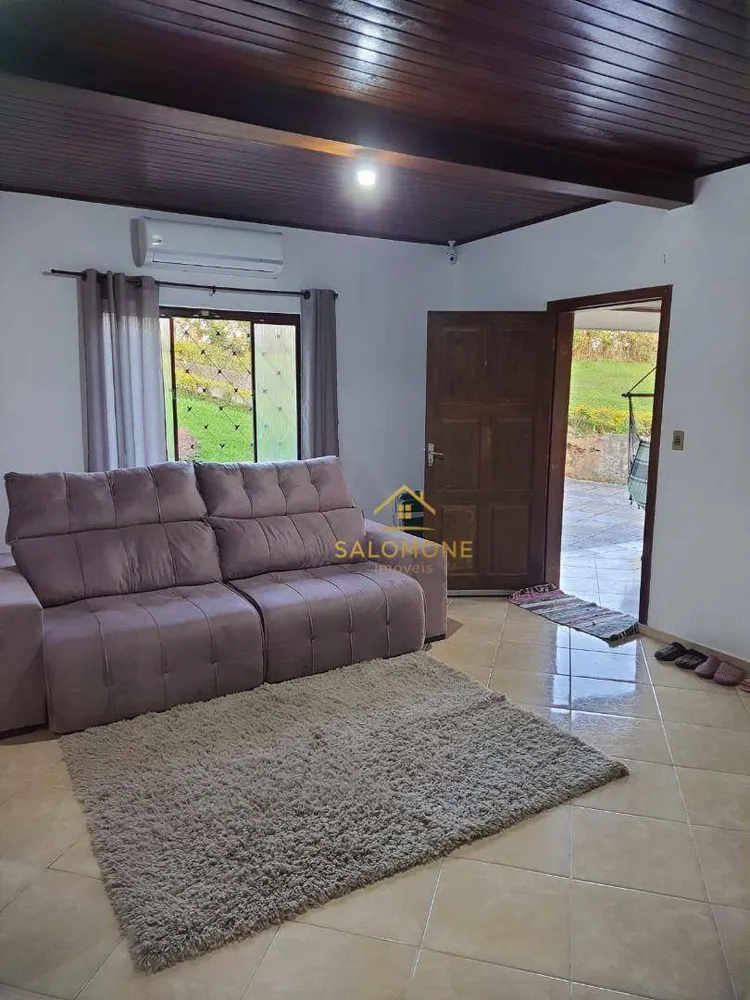 Sítio, 3 quartos, 4000 m² - Foto 7