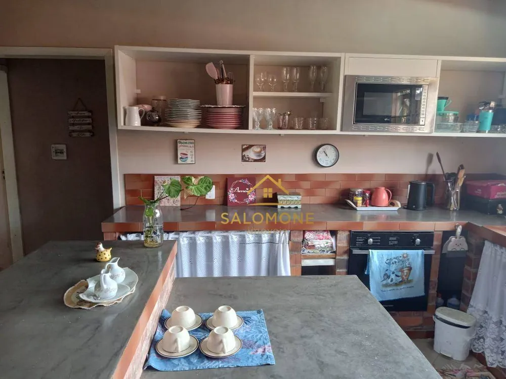 Sítio, 3 quartos, 626 m² - Foto 1