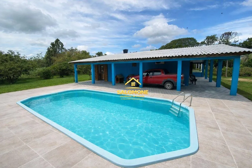 Chácara, 3 quartos, 1700 m² - Foto 1