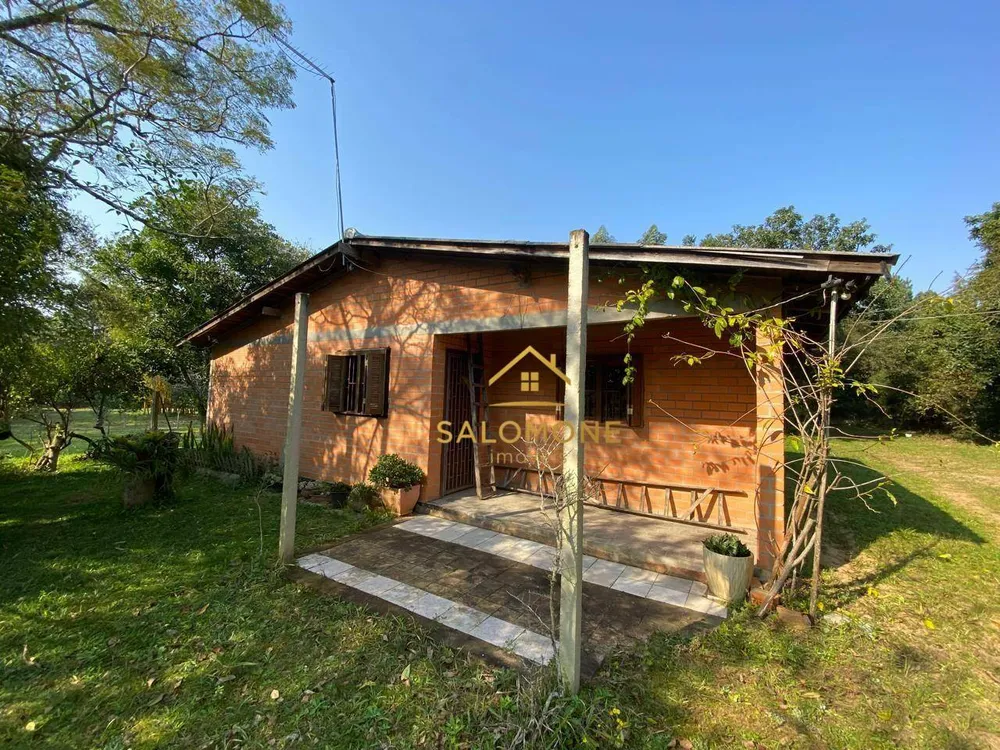 Sítio, 3 quartos, 5000 m² - Foto 1