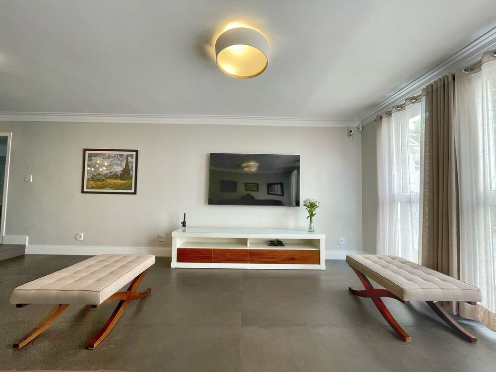 Sobrado, 3 quartos, 431 m² - Foto 2