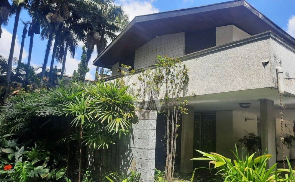 Sobrado, 4 quartos, 1400 m² - Foto 1
