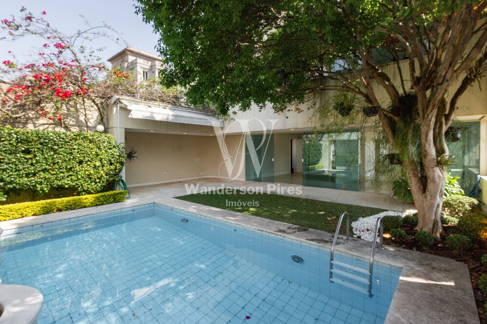 Cobertura, 3 quartos, 671 m² - Foto 4