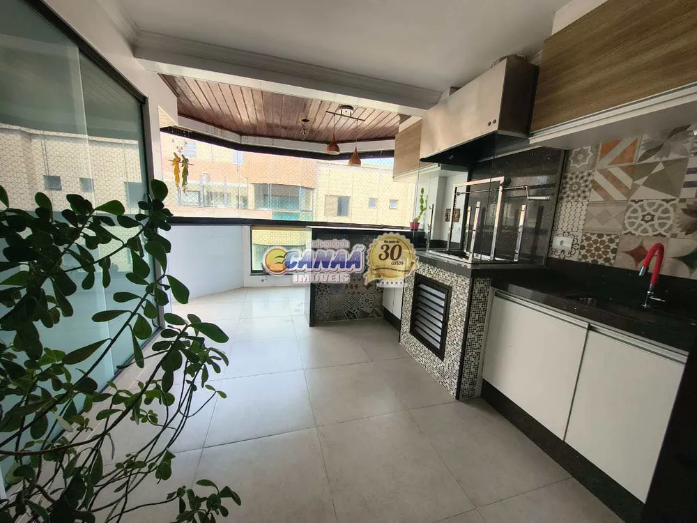 Cobertura, 3 quartos, 200 m² - Foto 1