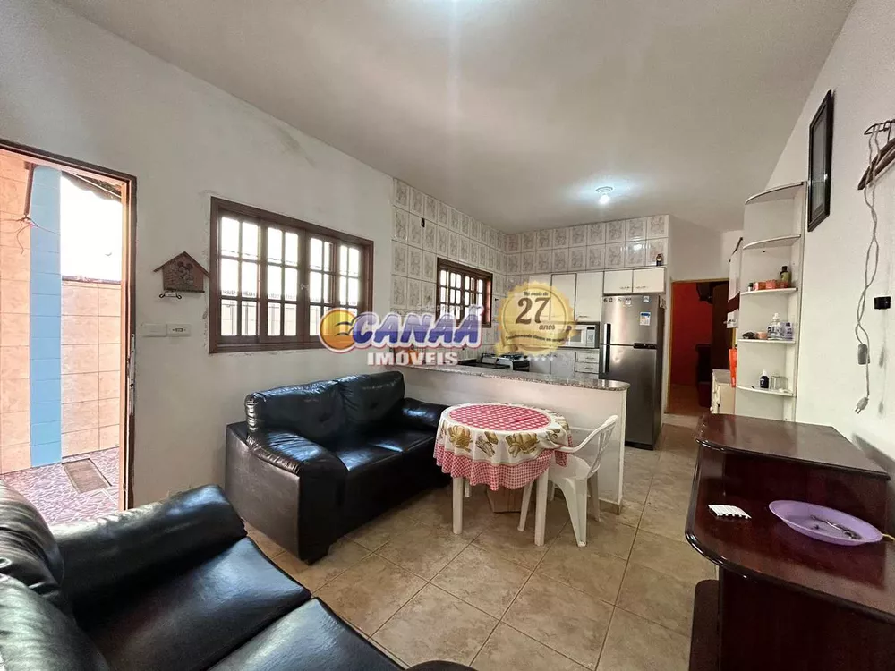 Casa à venda com 2 quartos, 72m² - Foto 5