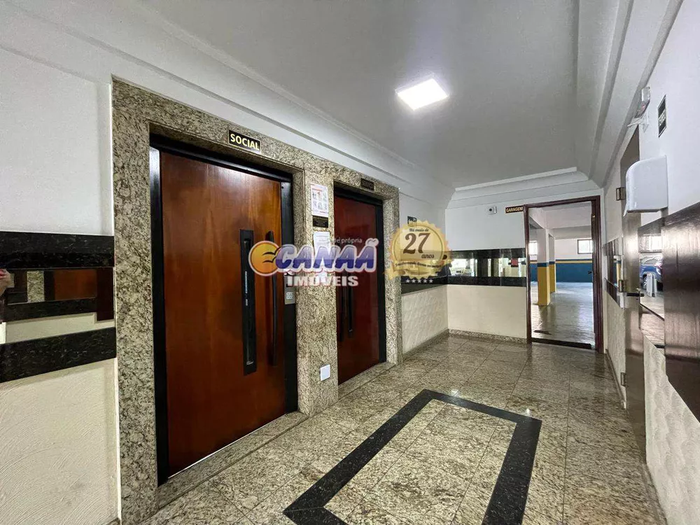 Apartamento à venda com 3 quartos, 140m² - Foto 5