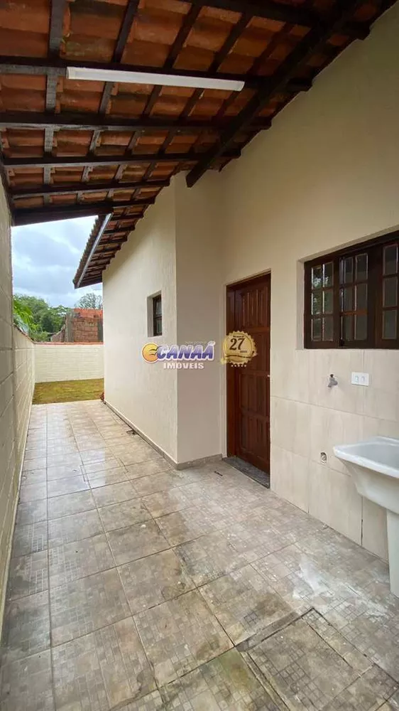 Casa à venda com 2 quartos, 56m² - Foto 2