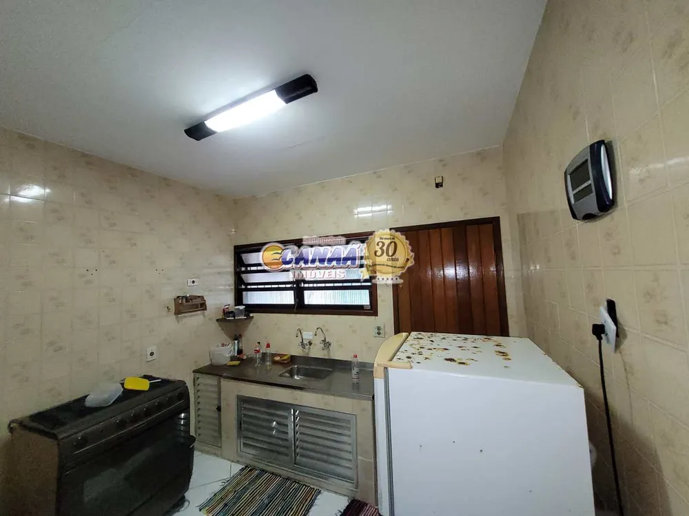 Sobrado, 3 quartos, 289 m² - Foto 1