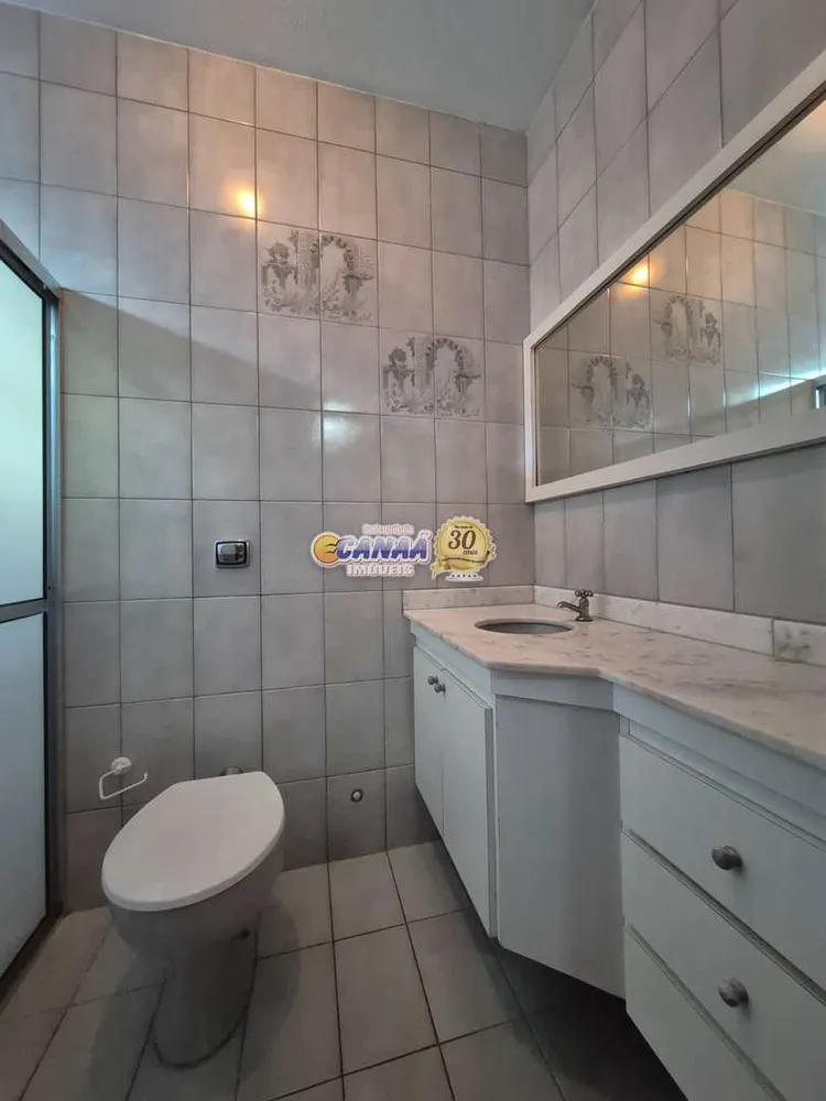 Casa, 3 quartos, 200 m² - Foto 13