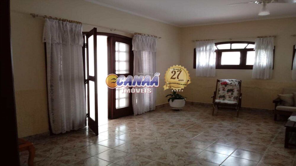 Casa, 4 quartos, 270 m² - Foto 1