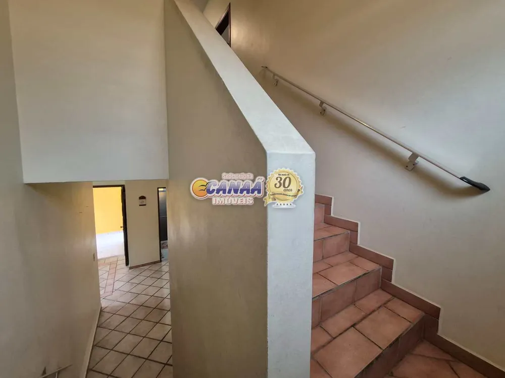 Sobrado, 3 quartos, 180 m² - Foto 1