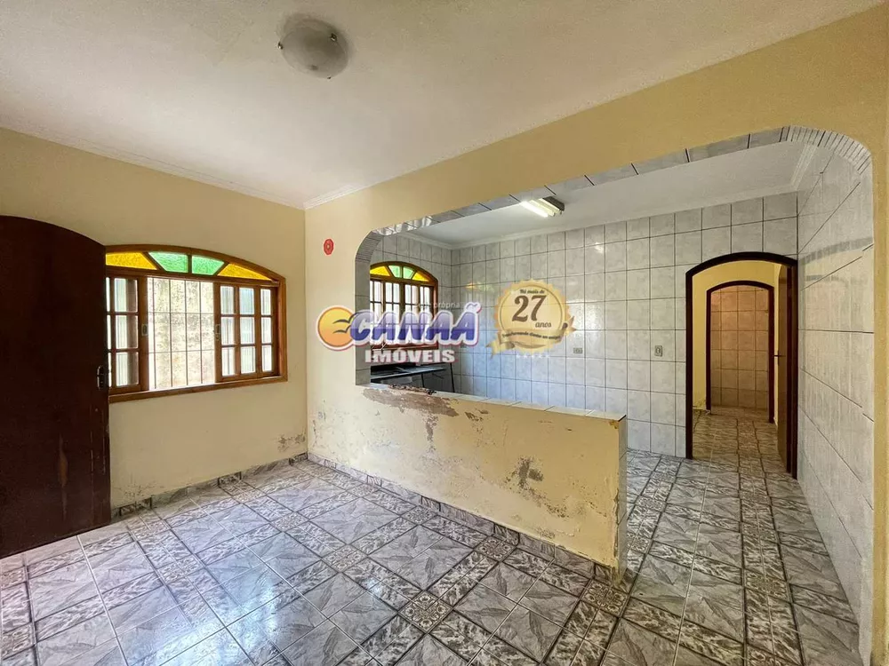 Casa à venda com 2 quartos, 68m² - Foto 4