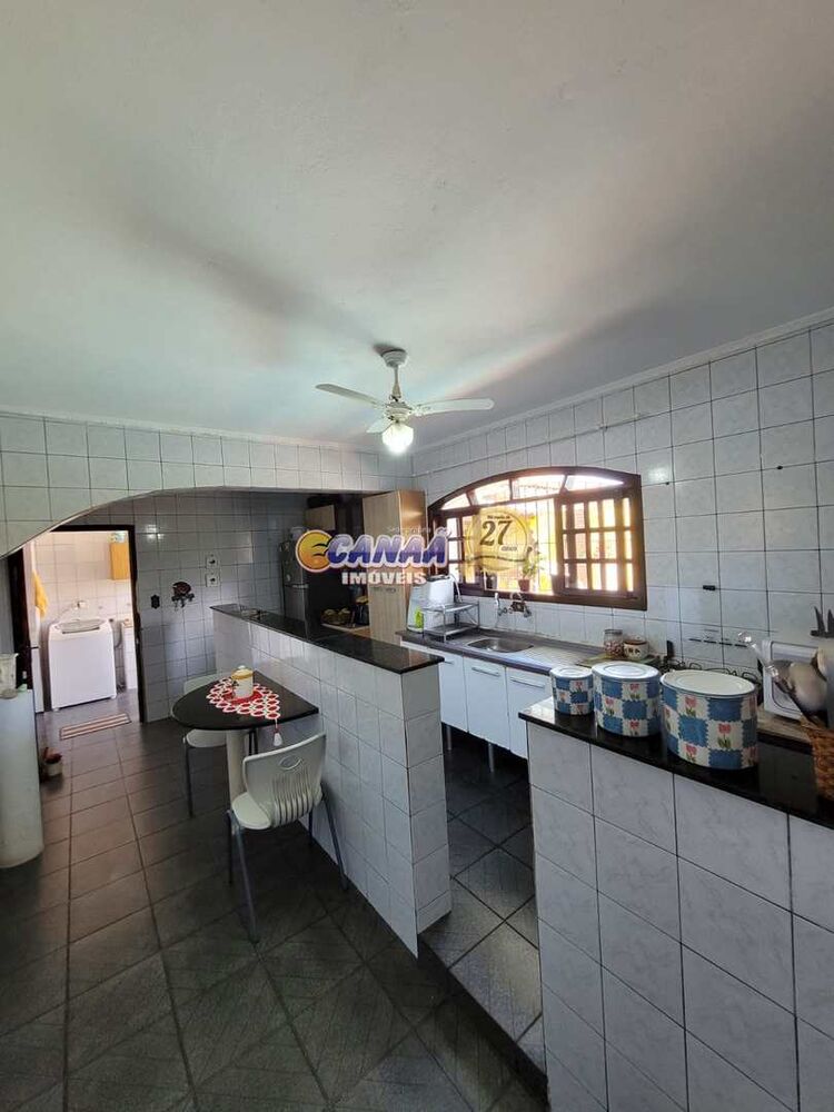 Sobrado, 3 quartos, 237 m² - Foto 4