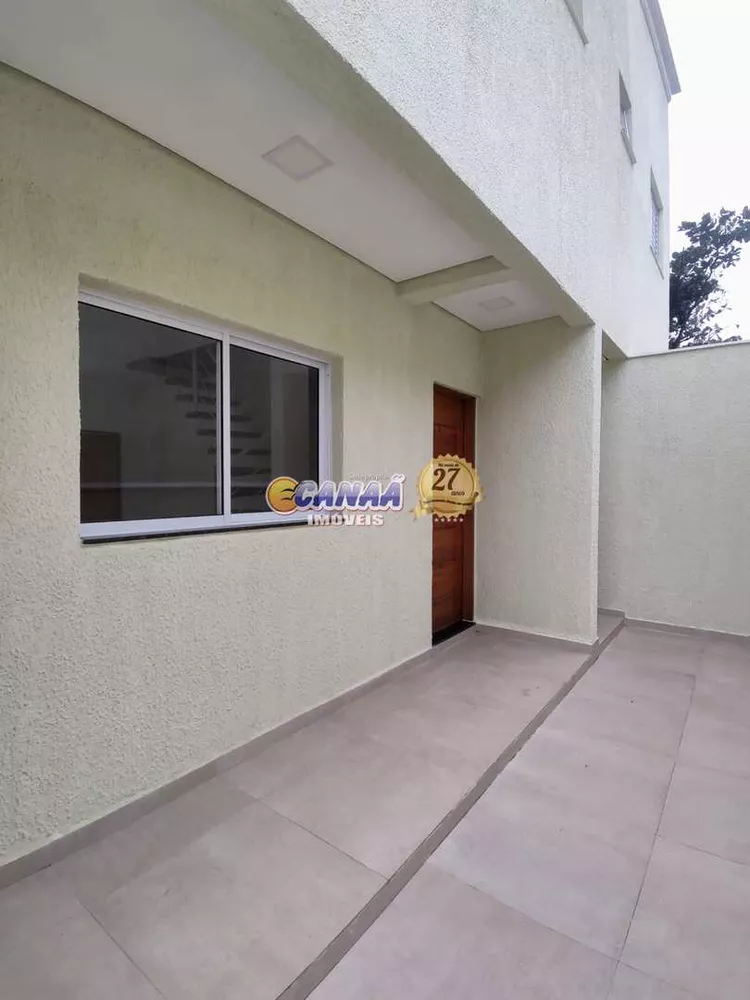 Sobrado à venda com 2 quartos, 80m² - Foto 1