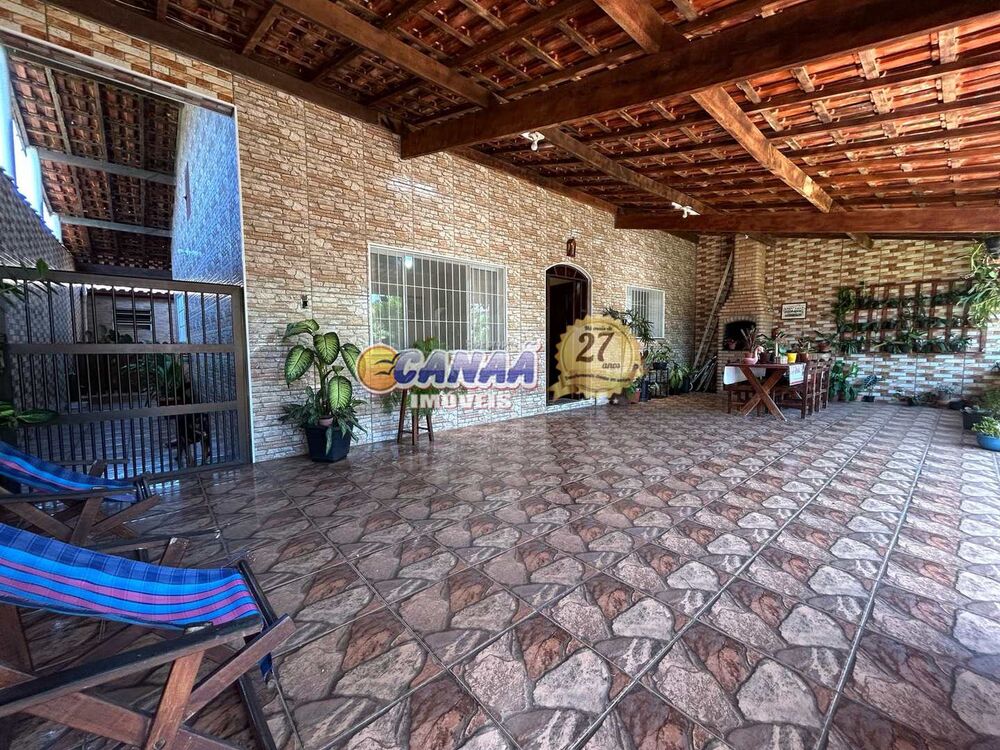 Casa à venda com 2 quartos, 128m² - Foto 1