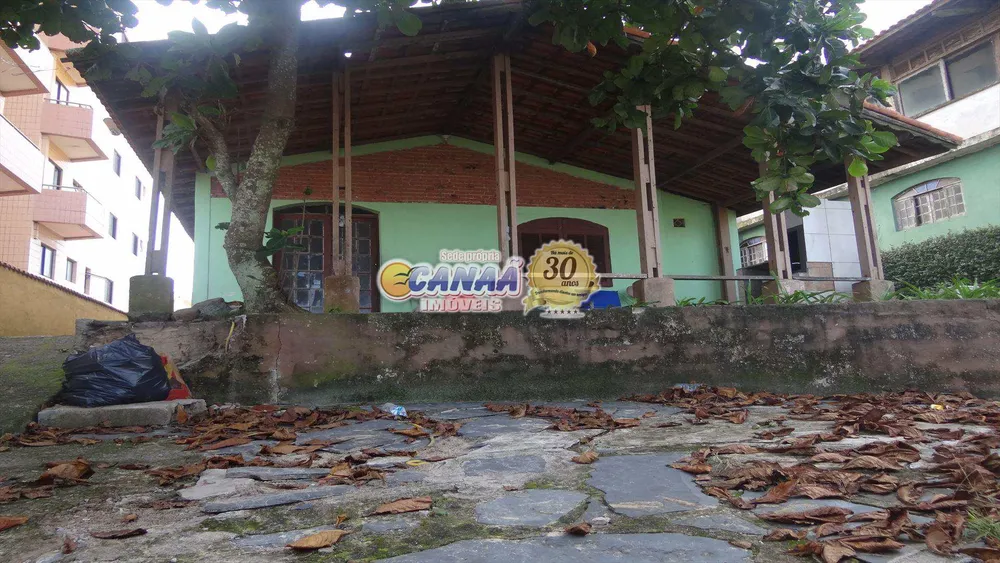 Casa, 3 quartos, 200 m² - Foto 1