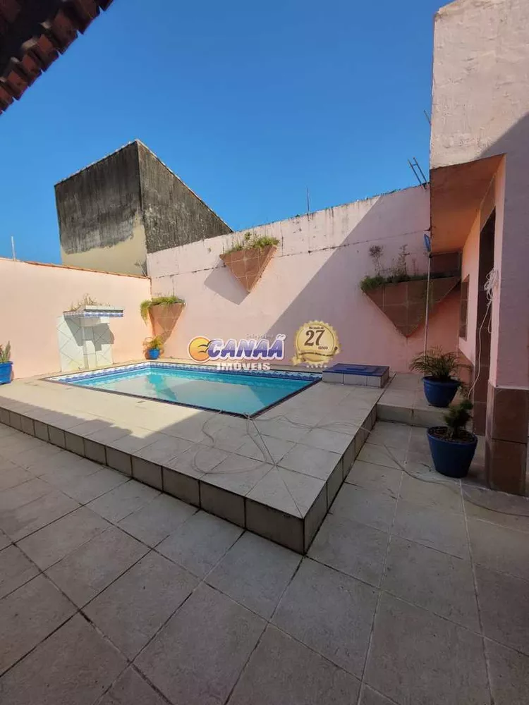 Casa à venda com 3 quartos, 360m² - Foto 4