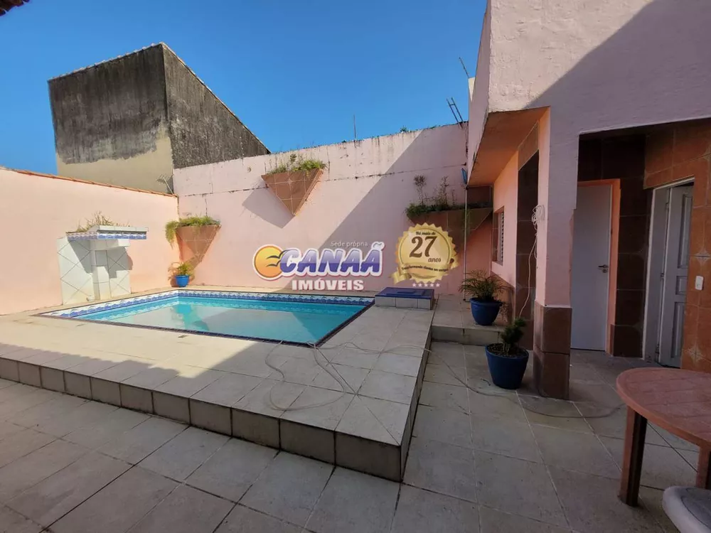 Casa à venda com 3 quartos, 360m² - Foto 2