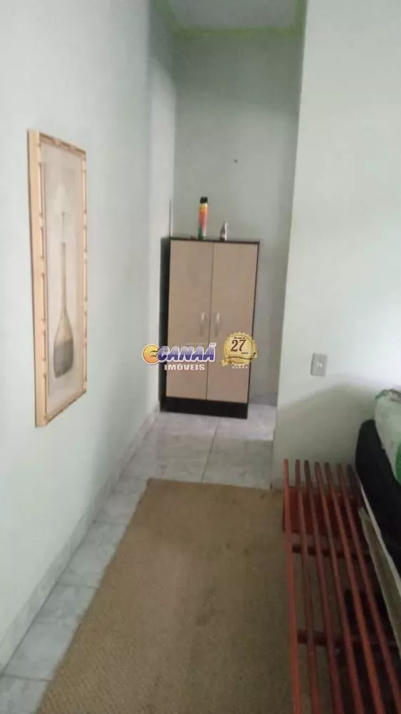 Casa à venda com 3 quartos, 59m² - Foto 11