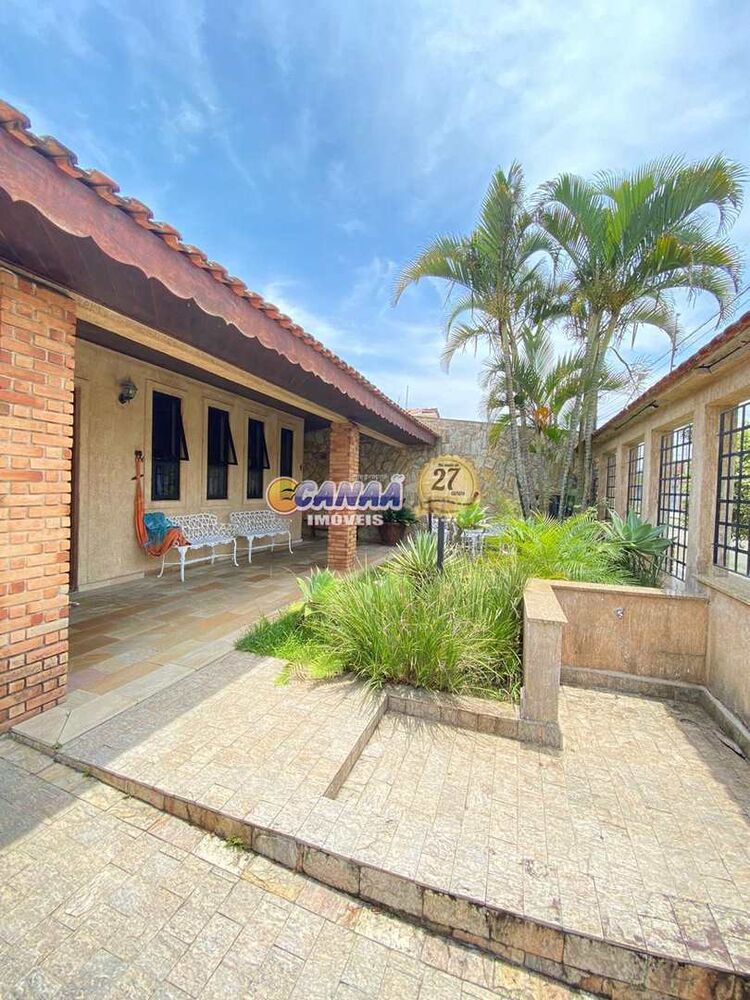 Casa, 7 quartos, 283 m² - Foto 1